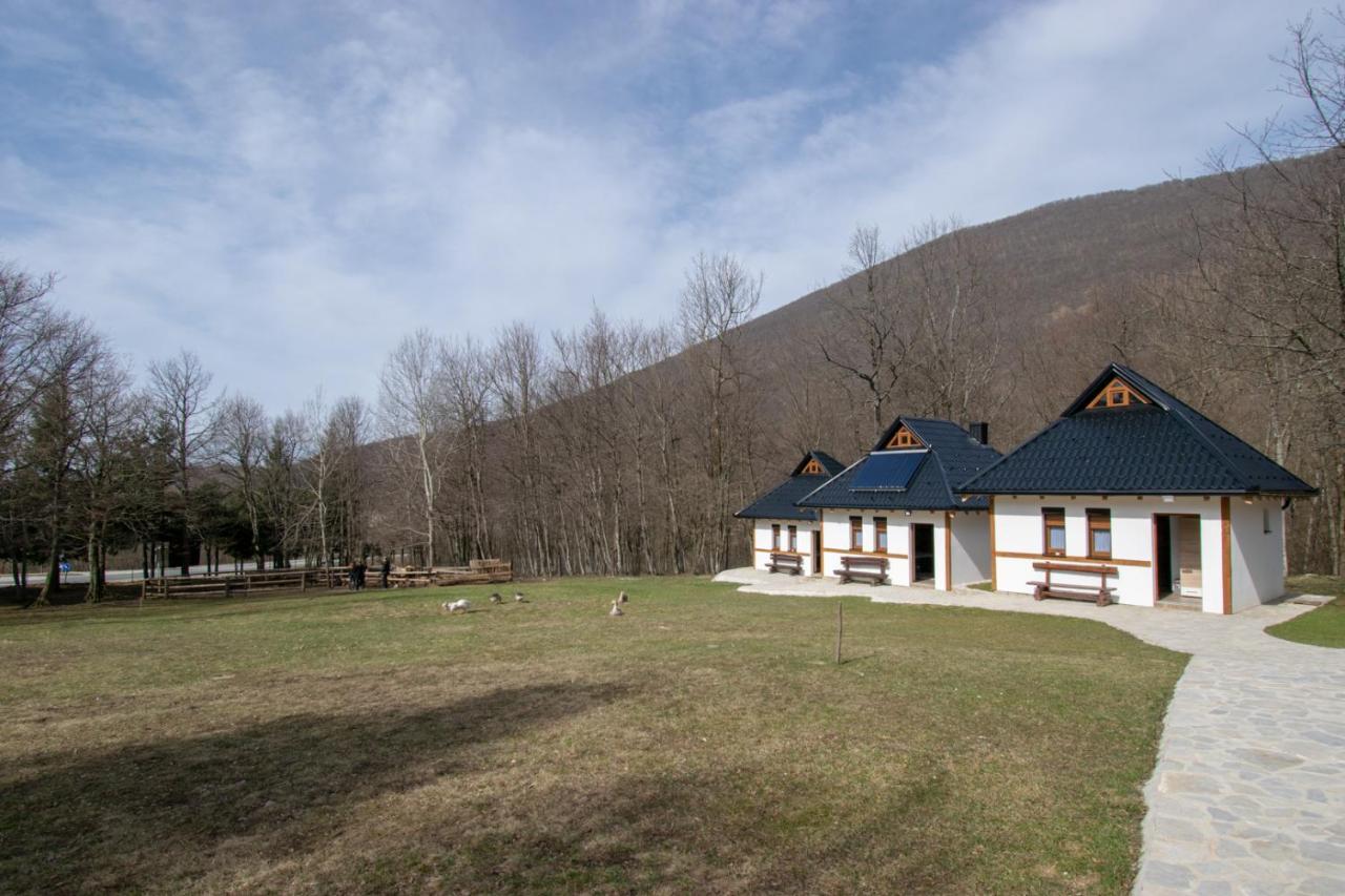 Holiday Park Hajducka Cesma Dubovsko Exterior foto
